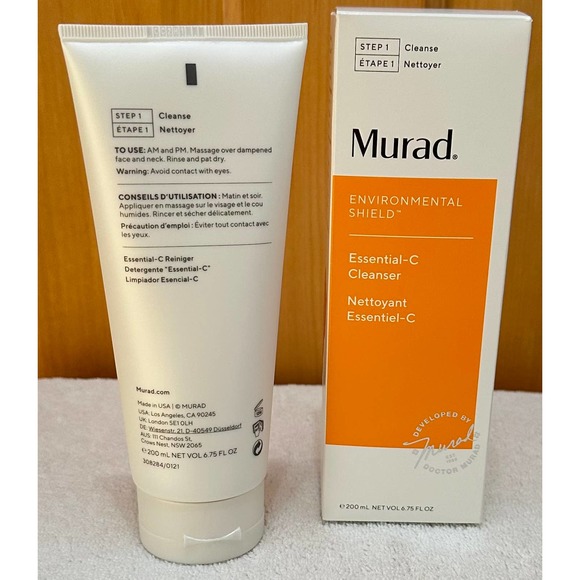 NIB, Murad Environmental Shield Essential-C Cleanser - Picture 3 of 12